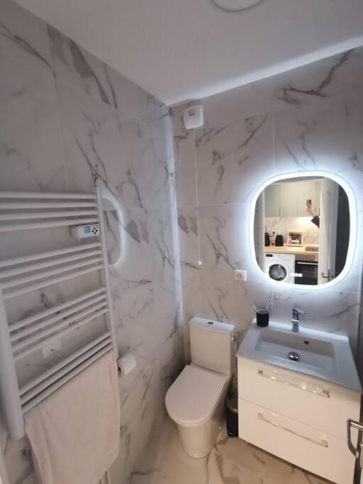 Cosy Apartment At Merignac-Centre Esterno foto